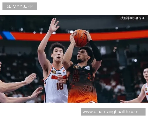 广厦与山东首场对决精彩纷呈球迷期待激烈碰撞与精彩表现