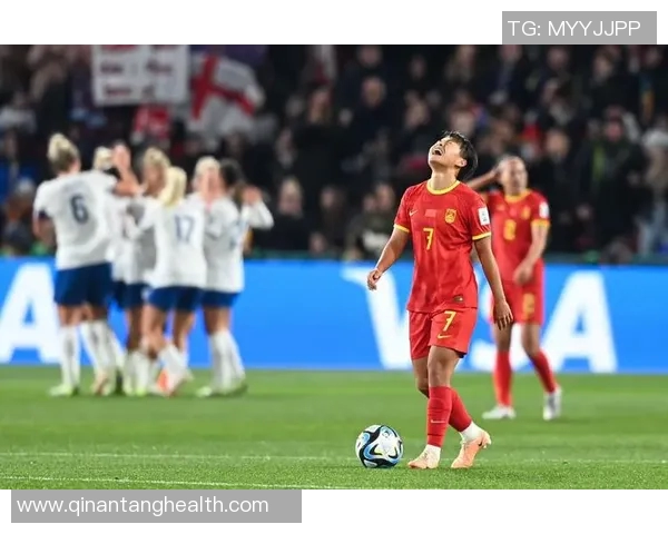 马来西亚女足迎战新加坡队力争在友谊赛中展现实力与风采 马来西亚女足迎战新加坡队力争在友谊赛中展现实力与风采