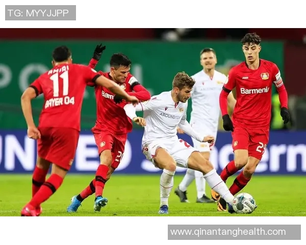 勒沃库森与流浪者队激战在即谁能在欧联杯中笑到最后