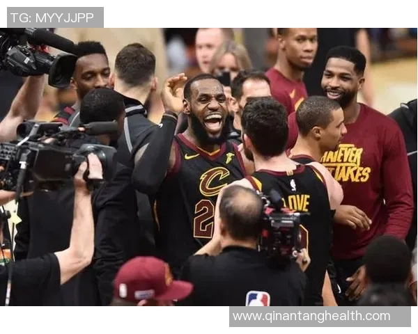 历史骑士与勇士阵容的对决分析与战术探讨