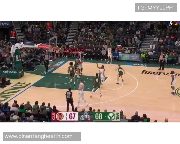 哈登在篮网对阵雄鹿的比赛中精彩得分表现回顾与分析
